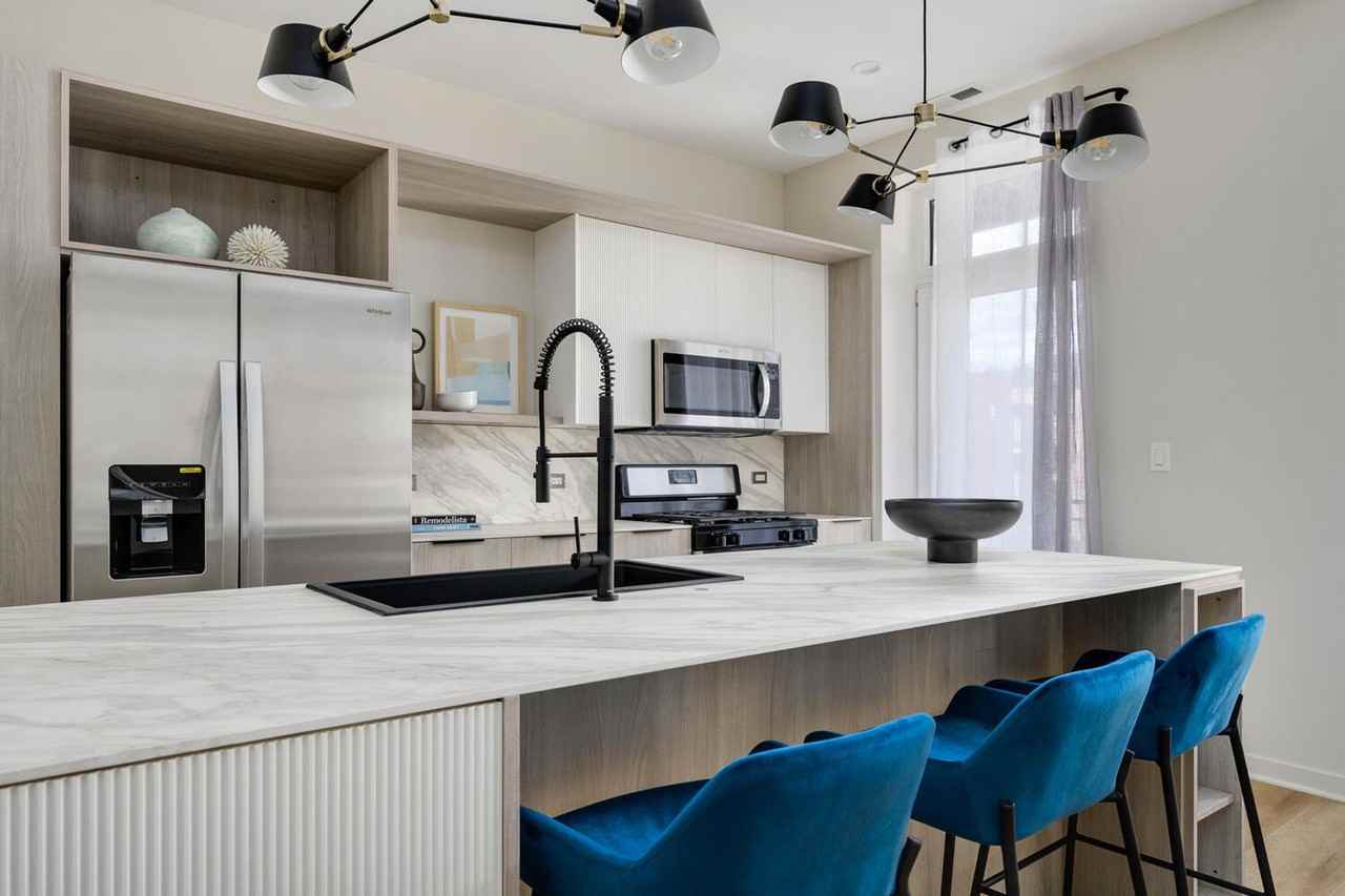 THE OLSON APARTMENTS - Photo 5 of 50