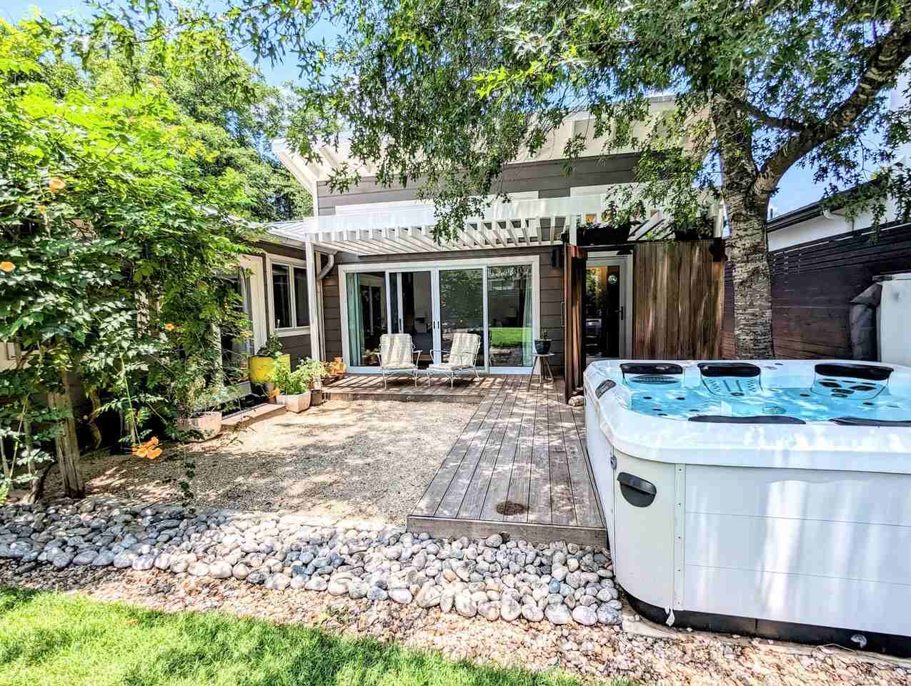 1821 Spillman St - Photo 6 of 48