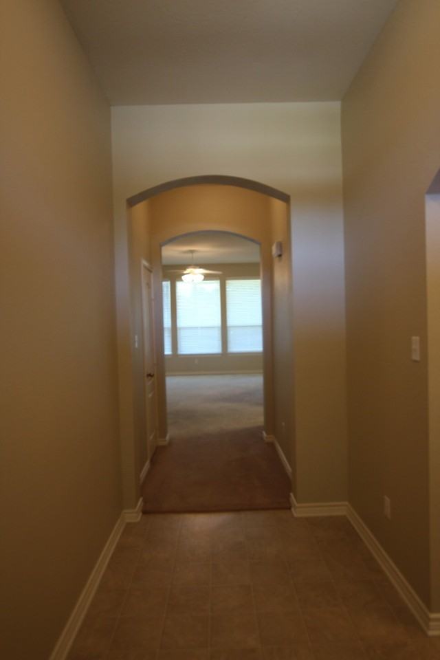 19993 Meadow West Ln - Photo 2 of 26