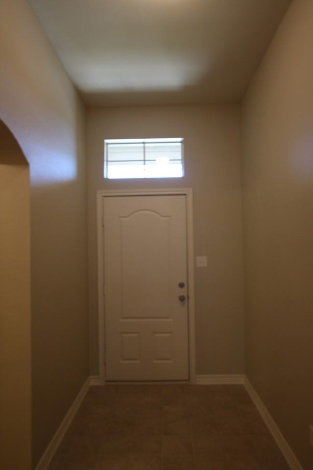 19993 Meadow West Ln - Photo 3 of 26