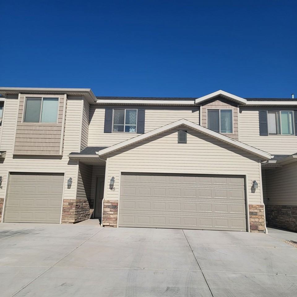 1677 N Main St #45 - Photo 2 of 23