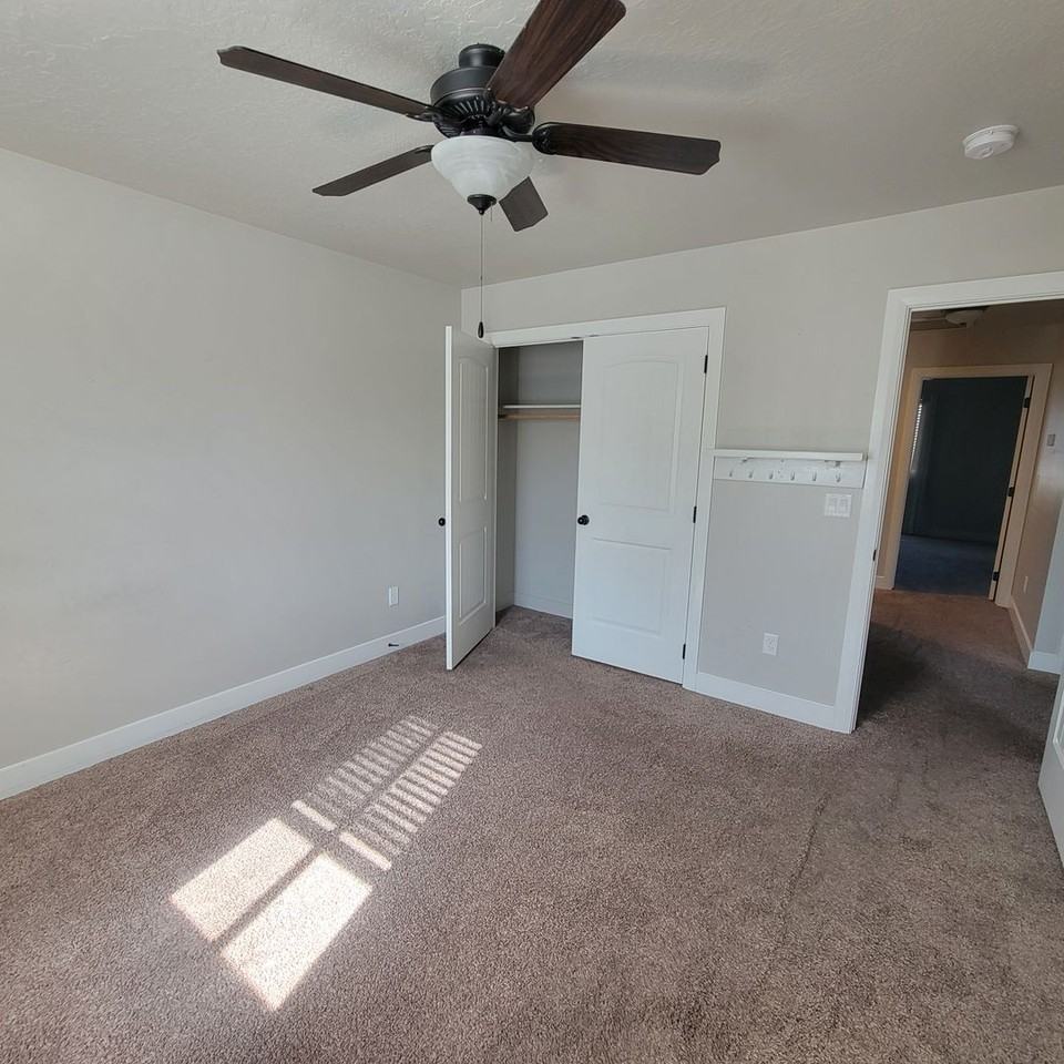 1677 N Main St #45 - Photo 4 of 23