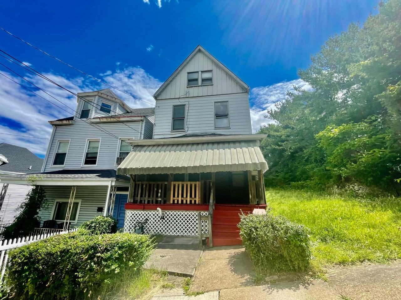 3104 Terrace St, Pittsburgh, PA 15213 5 Bedroom House for 2,695/month