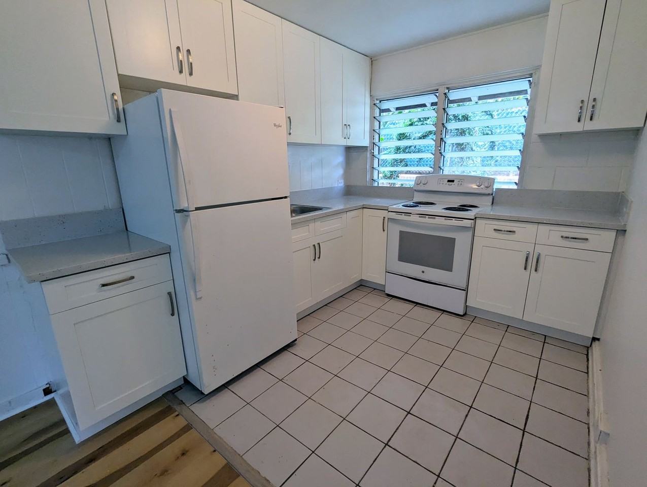 k1746c - Photo 2 of 14