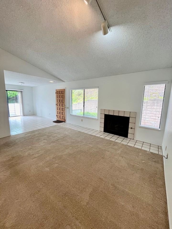 4577 Chateau Dr - Photo 3 of 23