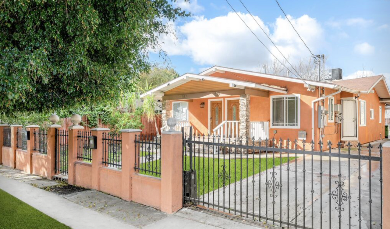 317 N Commonwealth Ave. - Photo 2 of 32