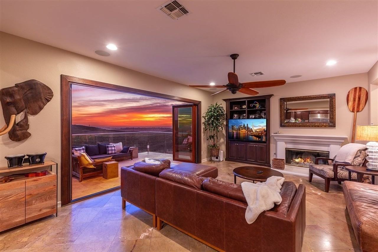 1647 Milan Way - Photo 2 of 24