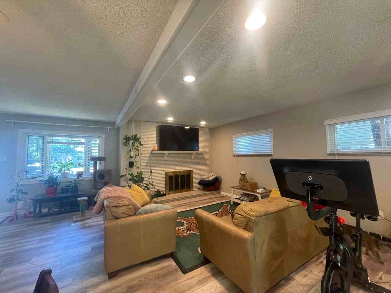 3080 S Fairfax St - Photo 7 of 31