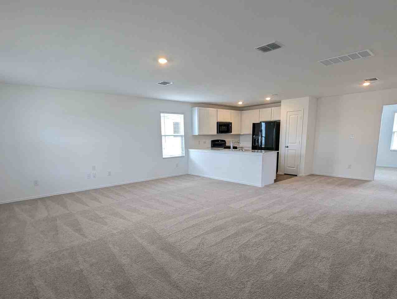 152 Avre Loop - Photo 2 of 24