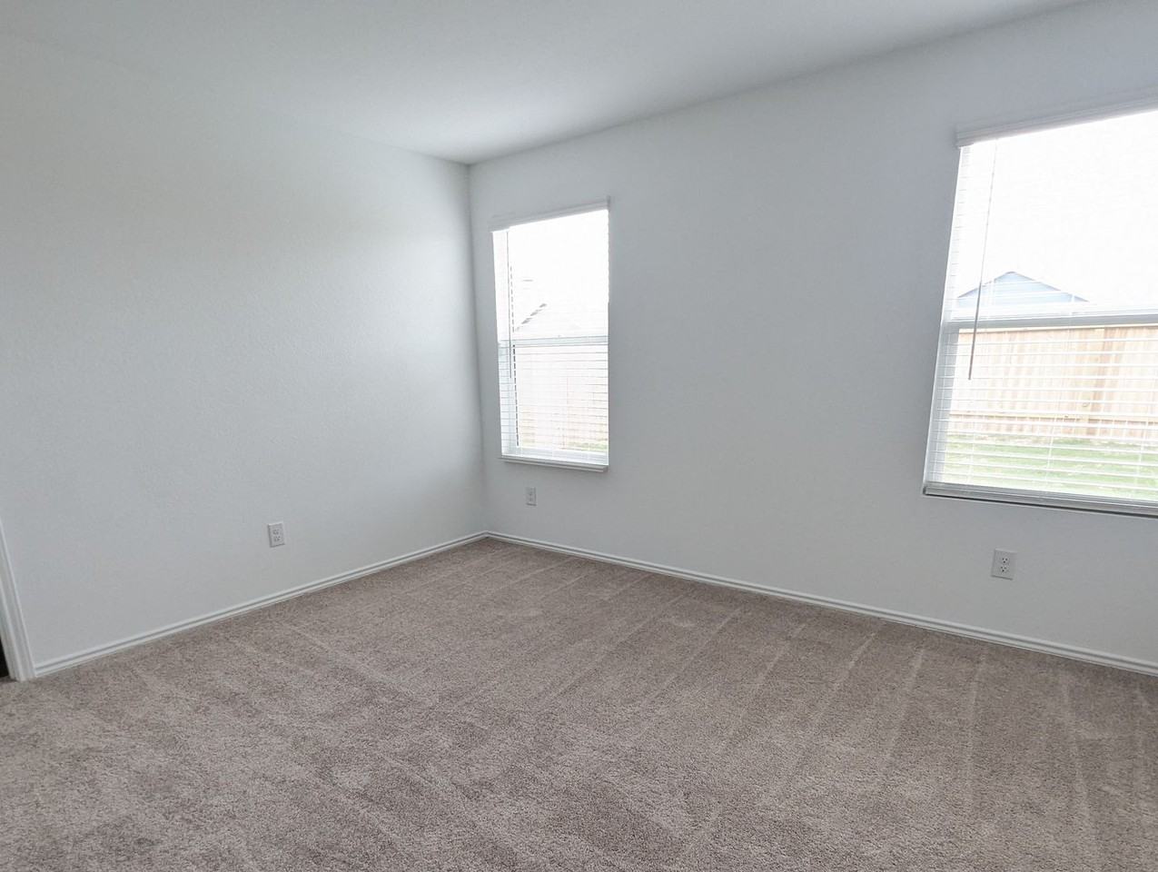 152 Avre Loop - Photo 6 of 24