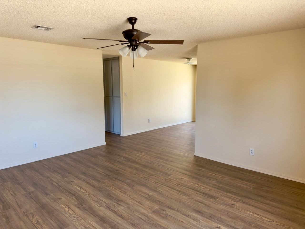 2012 S 46th Ave - Photo 2 of 14