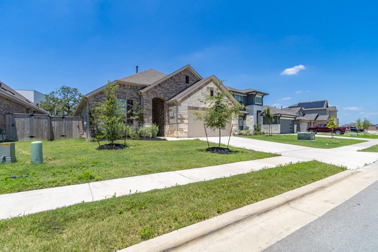 124 Shagbark Trl - Photo 2 of 31