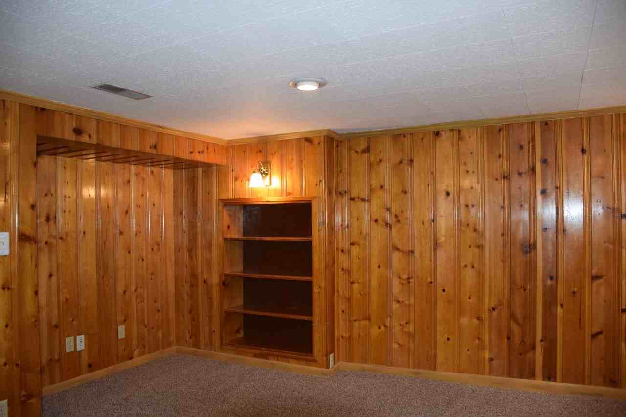 864 E Bryan Ave - Photo 7 of 16