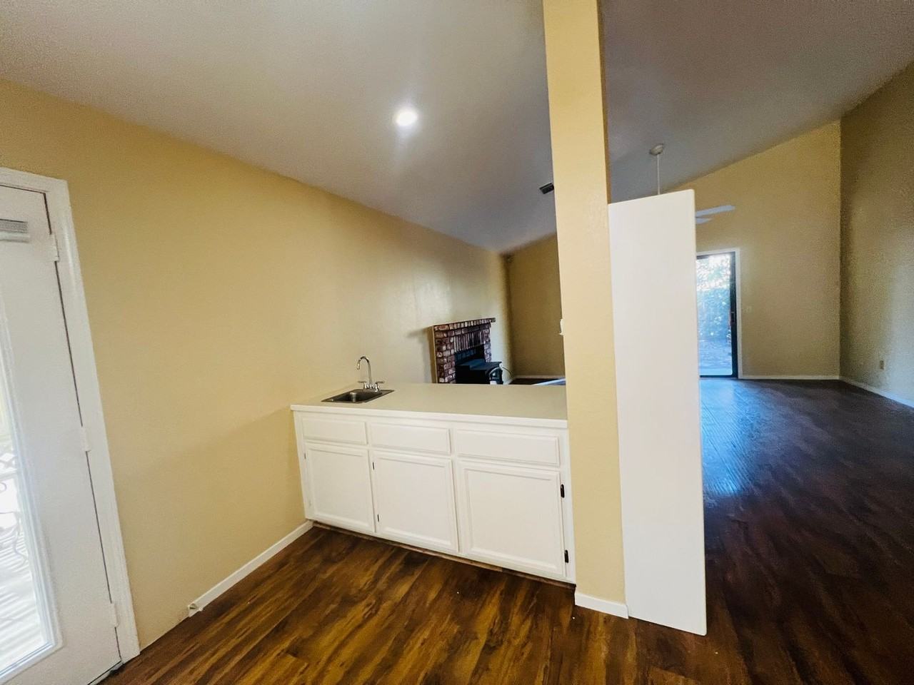 9363 Sunny Glade Ct - Photo 3 of 22