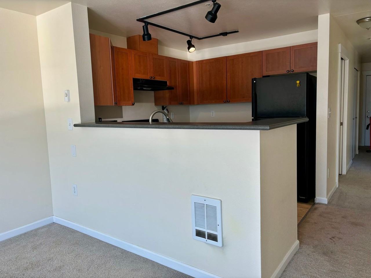 500 Elliott Ave W #404 - Photo 5 of 20