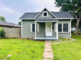 featured image of 221 W Spruce St