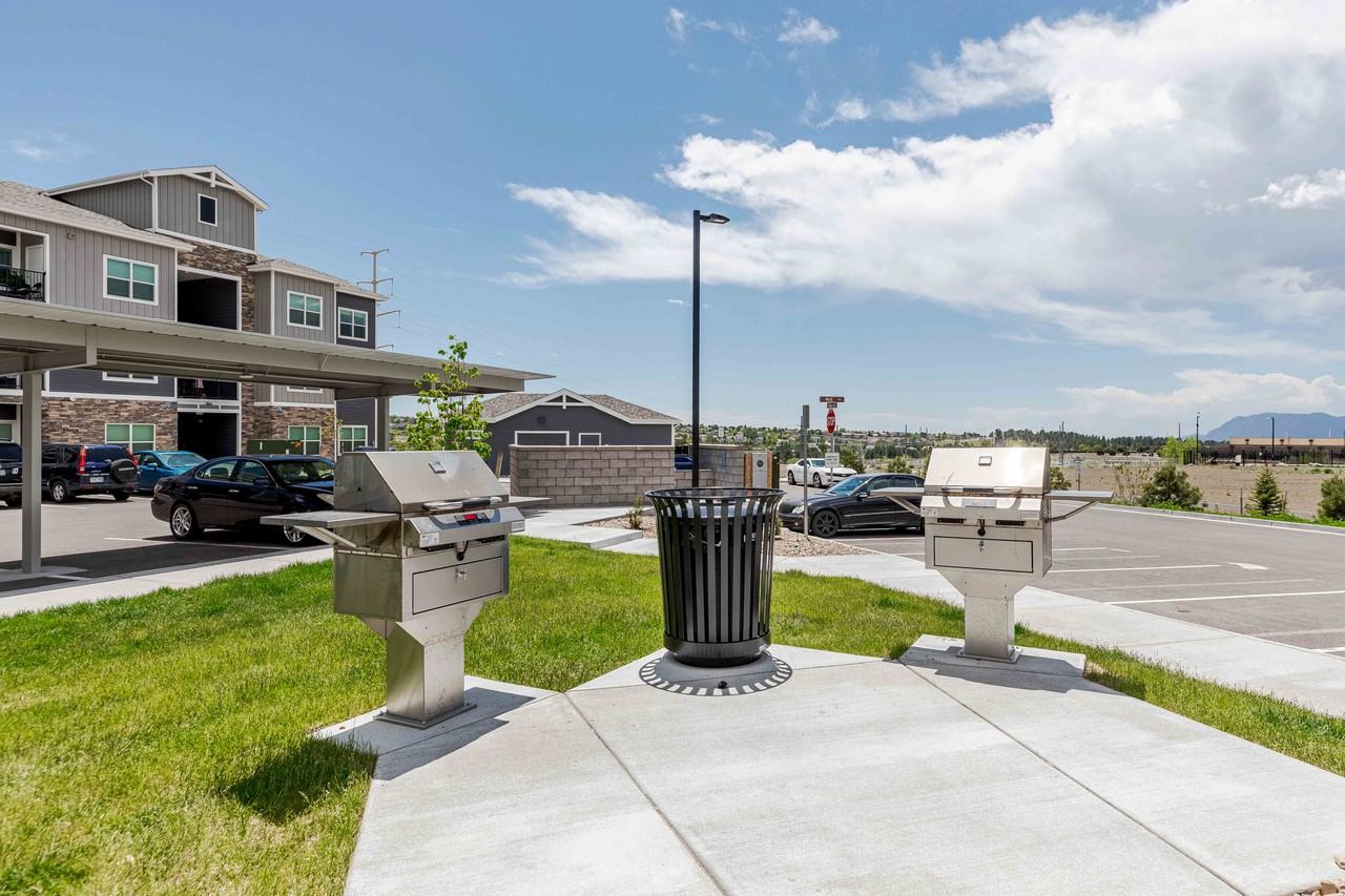 InterQuest Ridge - Photo 7 of 20