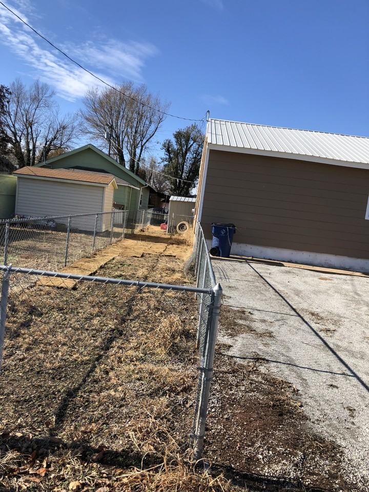 541 Garfield St #NA - Photo 2 of 10