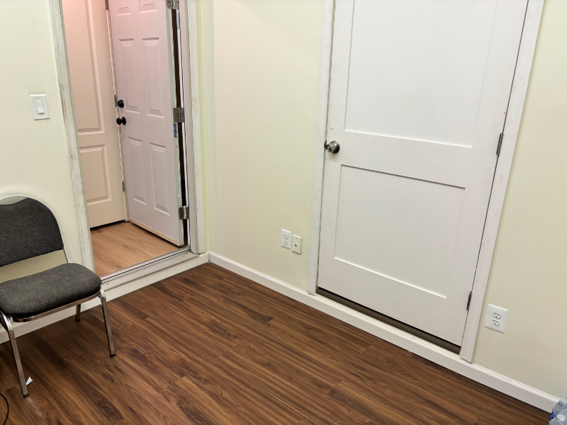 6820 Annapolis Rd - Photo 3 of 4