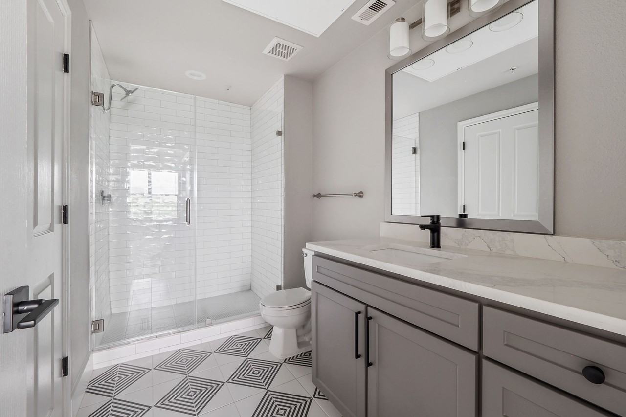 The Fitz - Photo 6 of 23