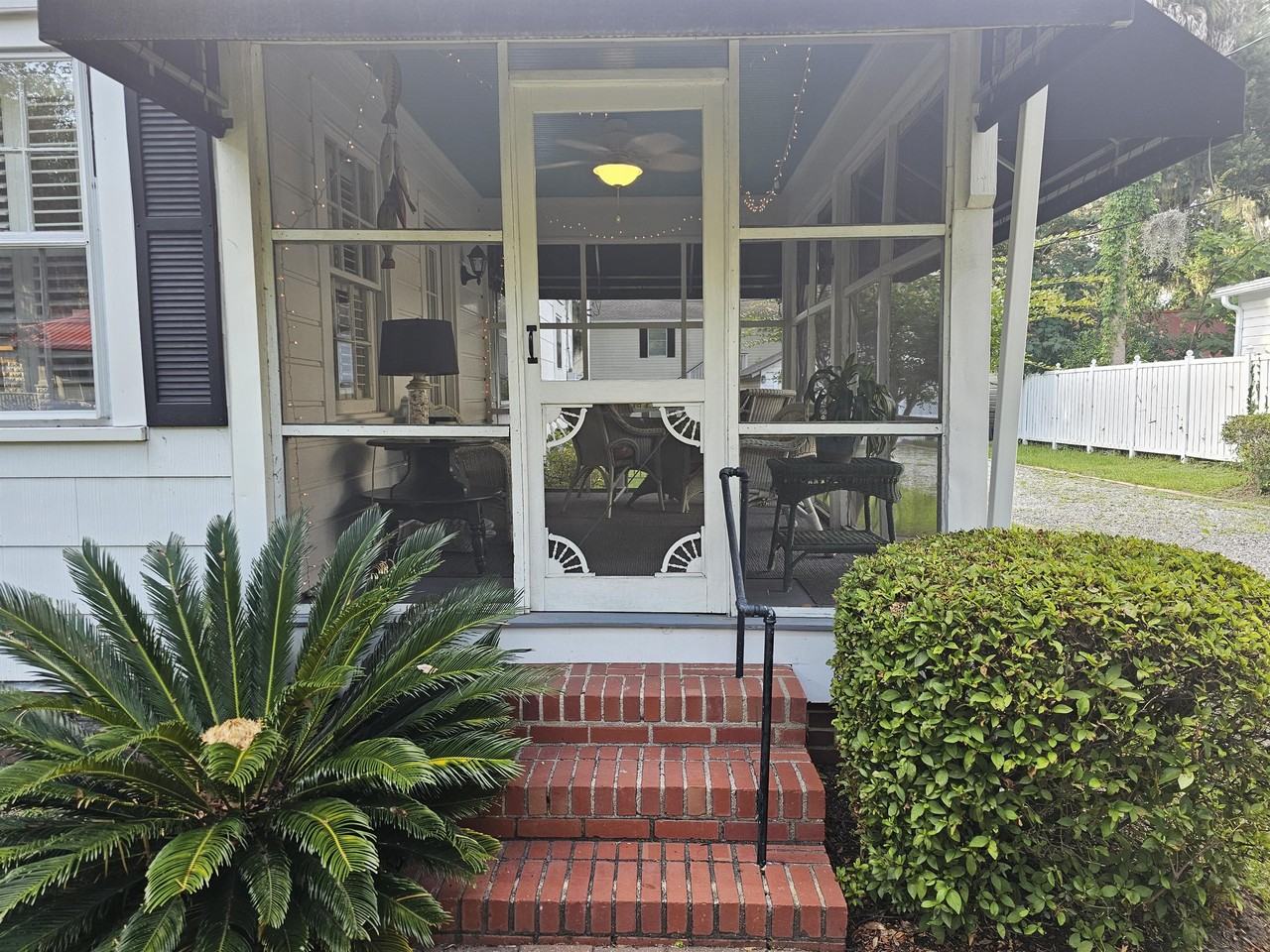 2105 North Street #1 - Photo 3 of 50