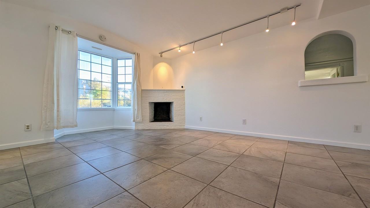 72404 Cactus Dr #B - Photo 6 of 21