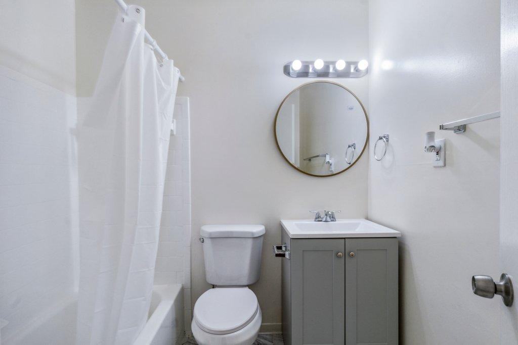 N Fremont Ave - Photo 6 of 11