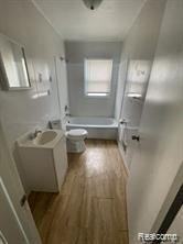 8100 Meadow Ave - Photo 4 of 9