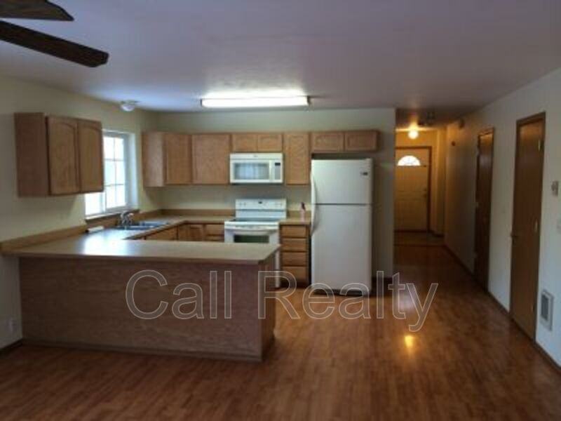 732 S Altamont St - Photo 4 of 9