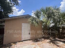 featured image of 512 W Myrtle St #3