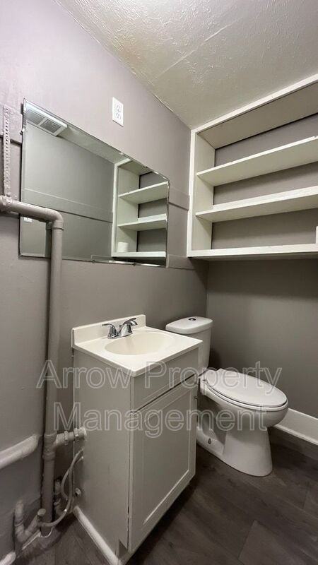 1341 D St #2 - Photo 4 of 10