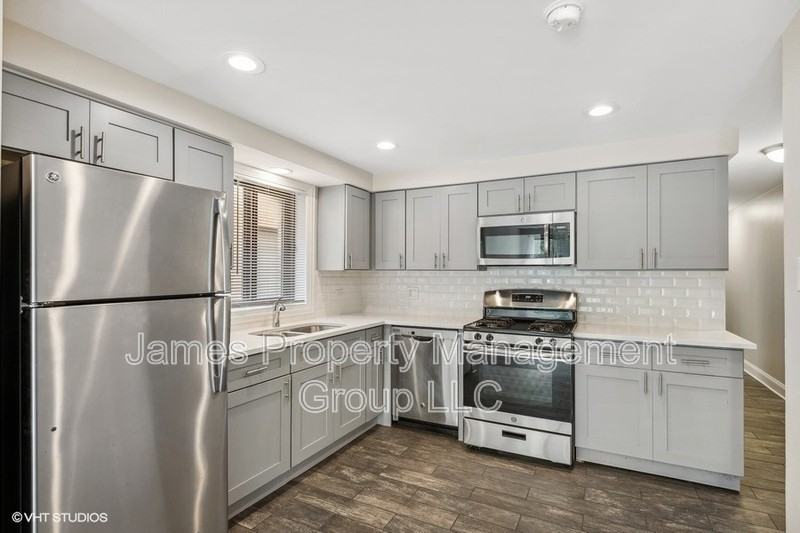 3940 N. Narragansett 3S - Photo 3 of 17