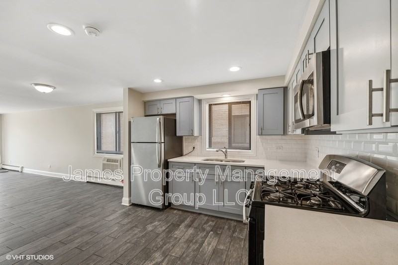 3940 N. Narragansett 3S - Photo 4 of 17
