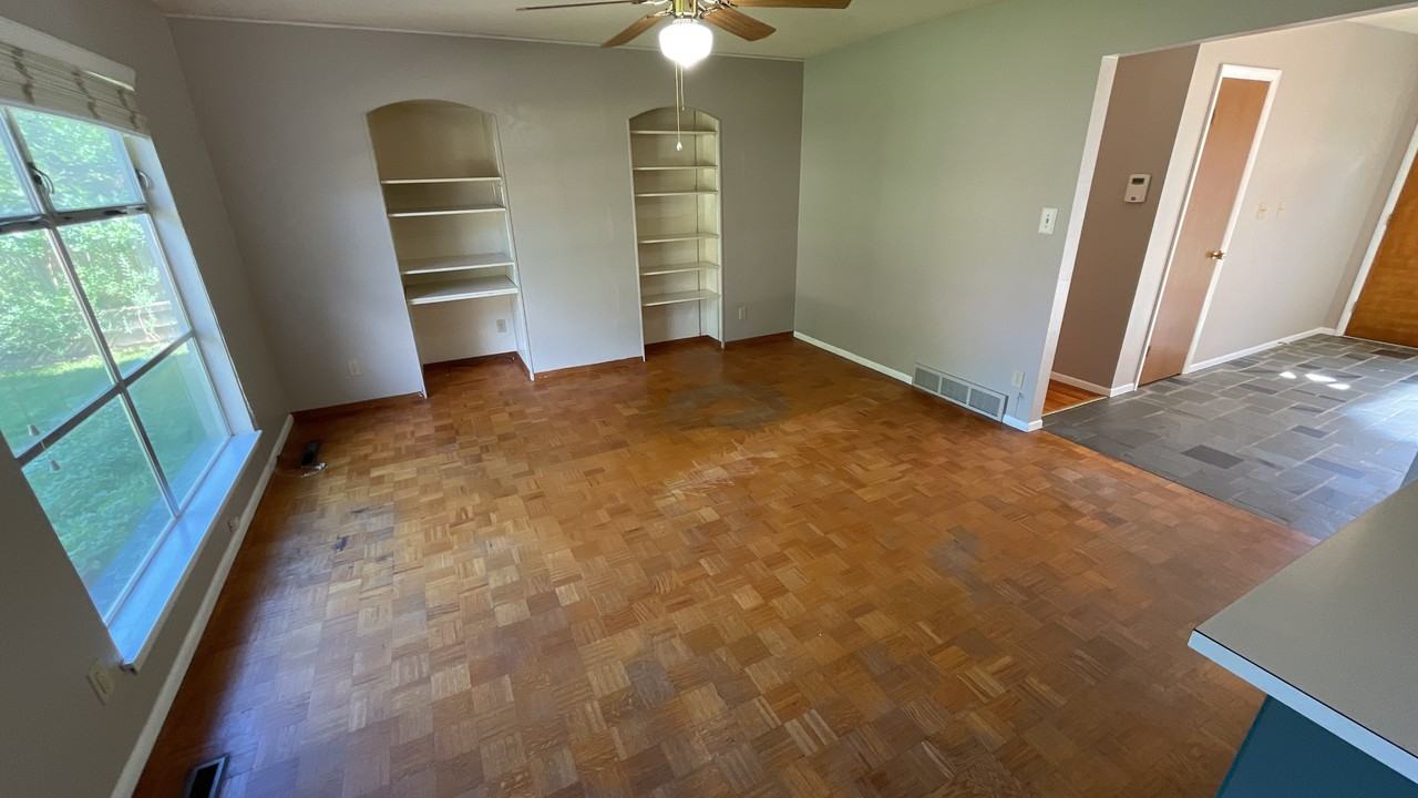 630 N 30th St - Photo 5 of 10