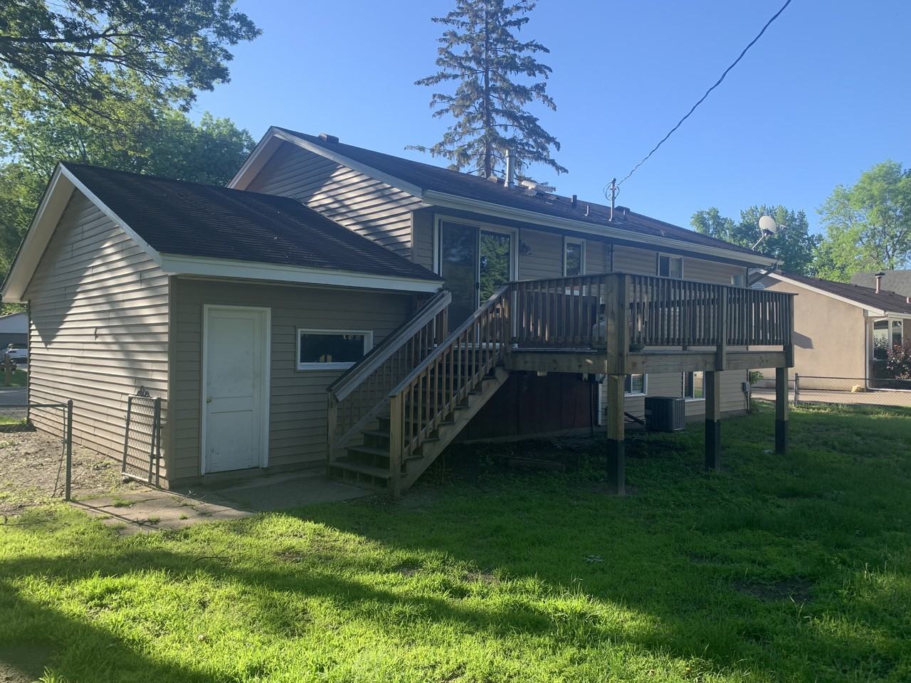 237 Moonlite Dr - Photo 2 of 12