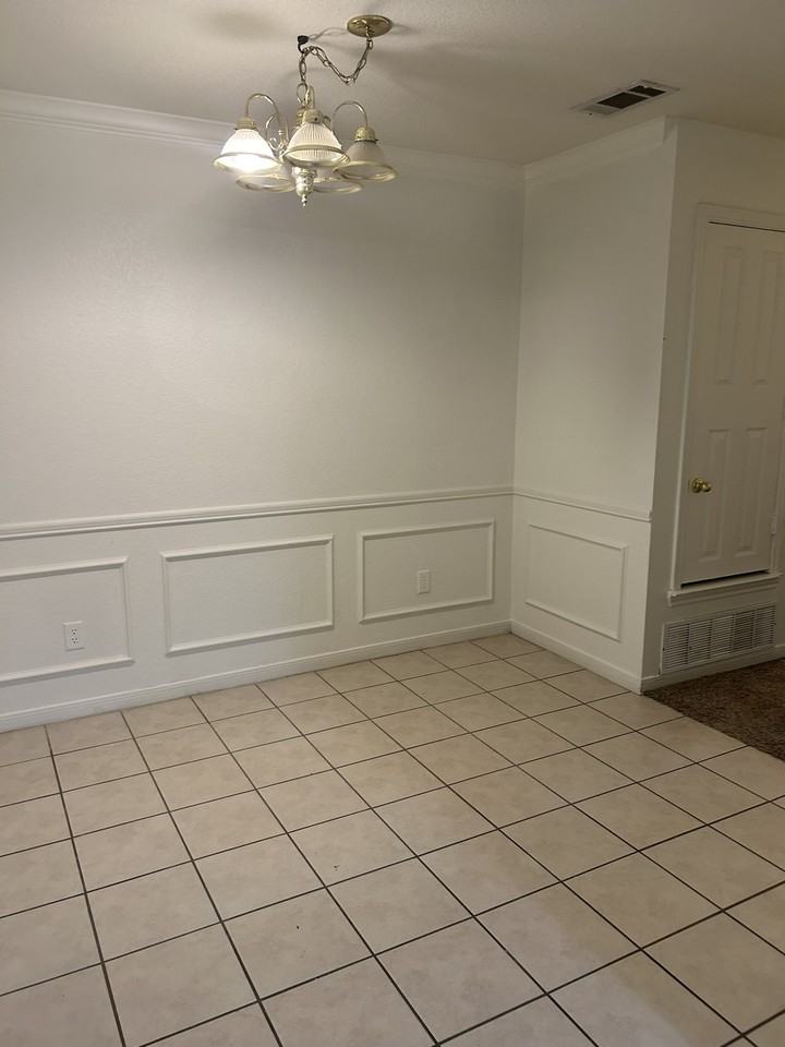 313 Cedar Ridge Dr #B - Photo 6 of 22