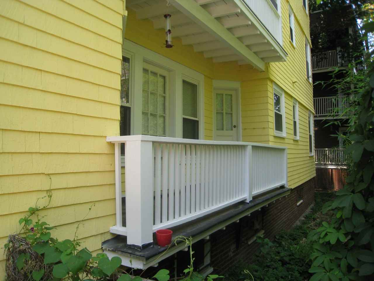 51 Museum St #2 - Photo 2 of 9