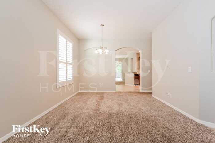 2786 Pepper Ln - Photo 3 of 16