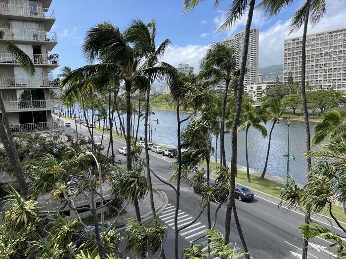 2121 Ala Wai Blvd #1606