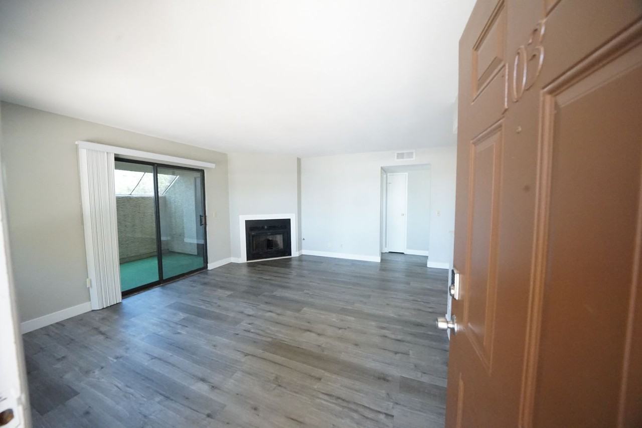 601 Cabrillo Cir #103 - Photo 6 of 22
