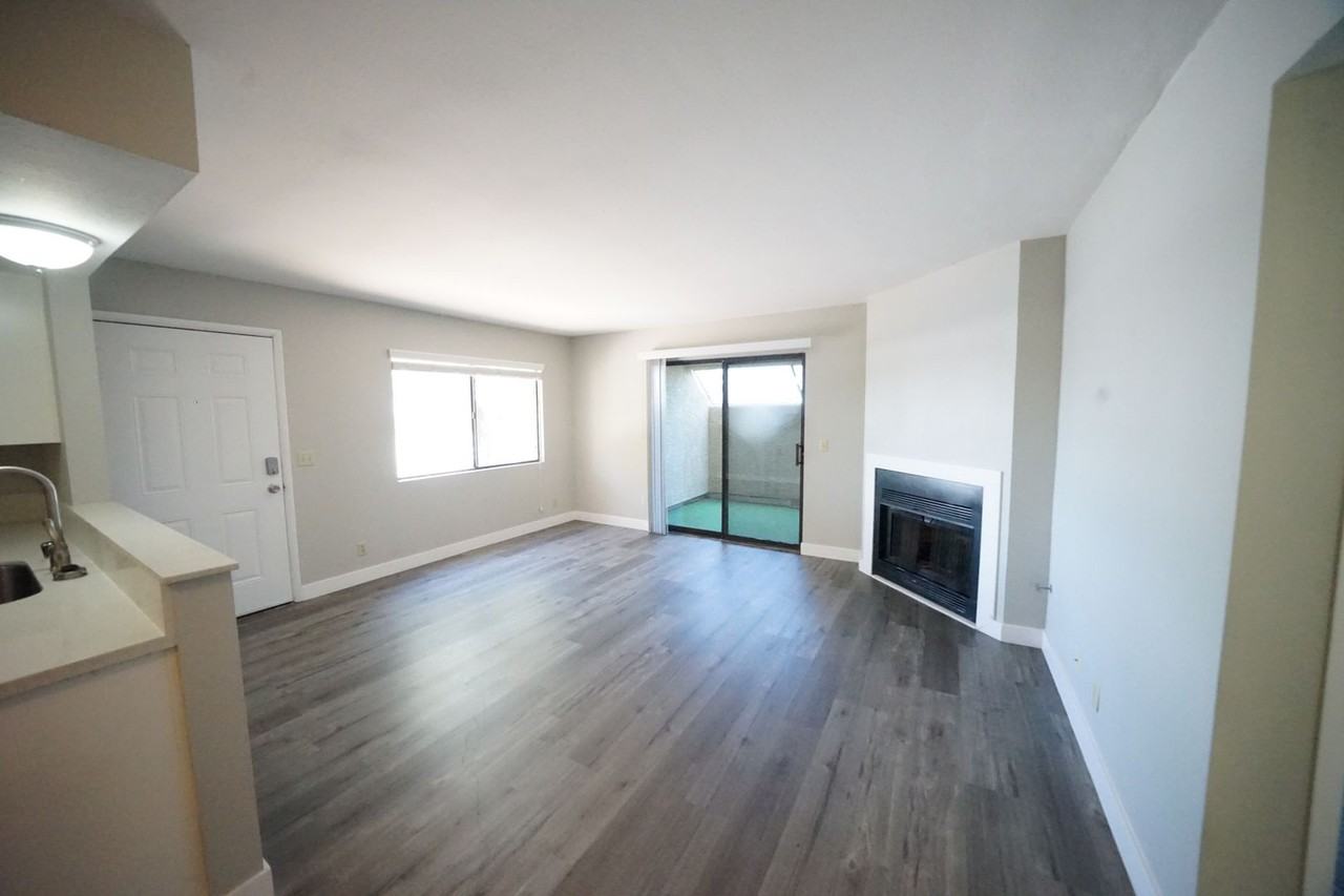 601 Cabrillo Cir #103 - Photo 7 of 22