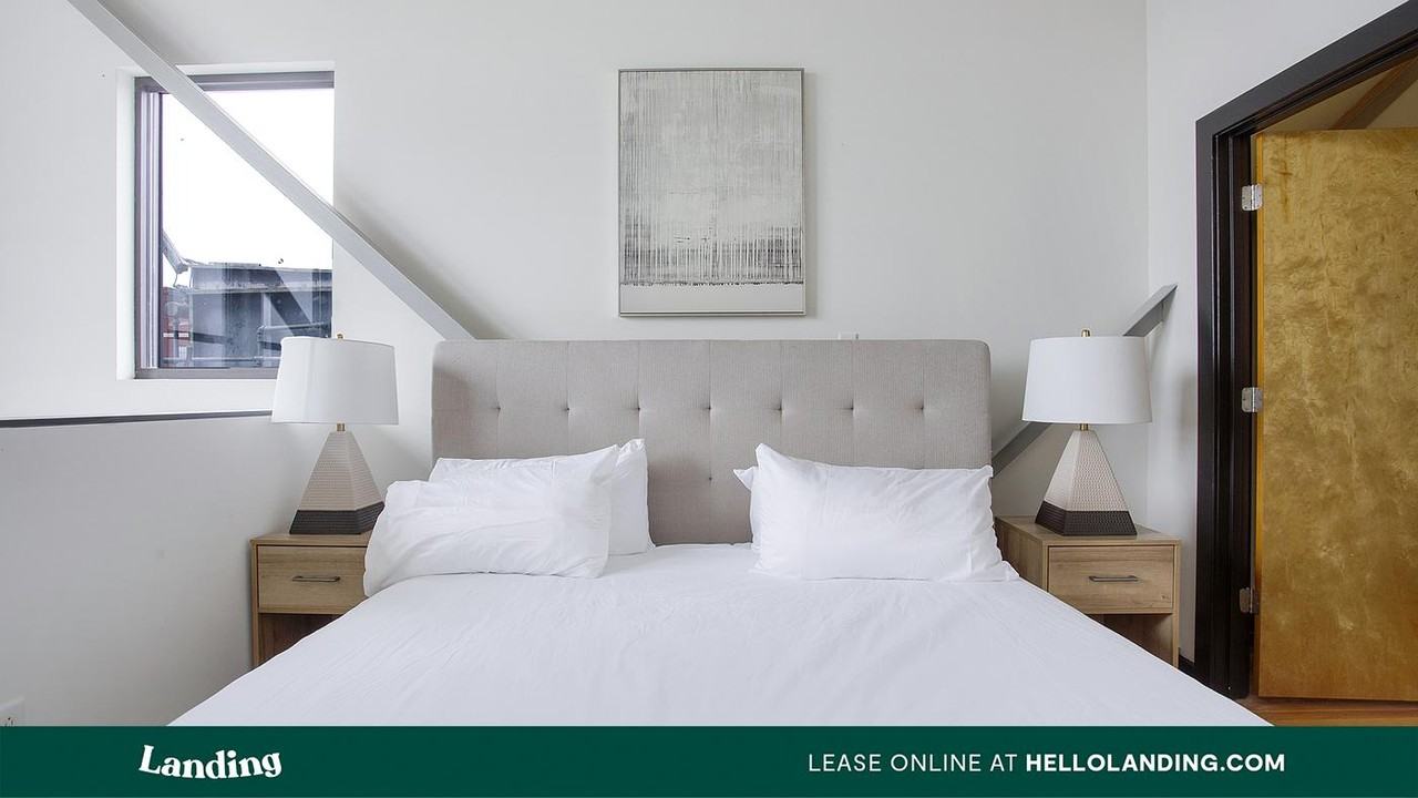 700 Everett St - Photo 2 of 50