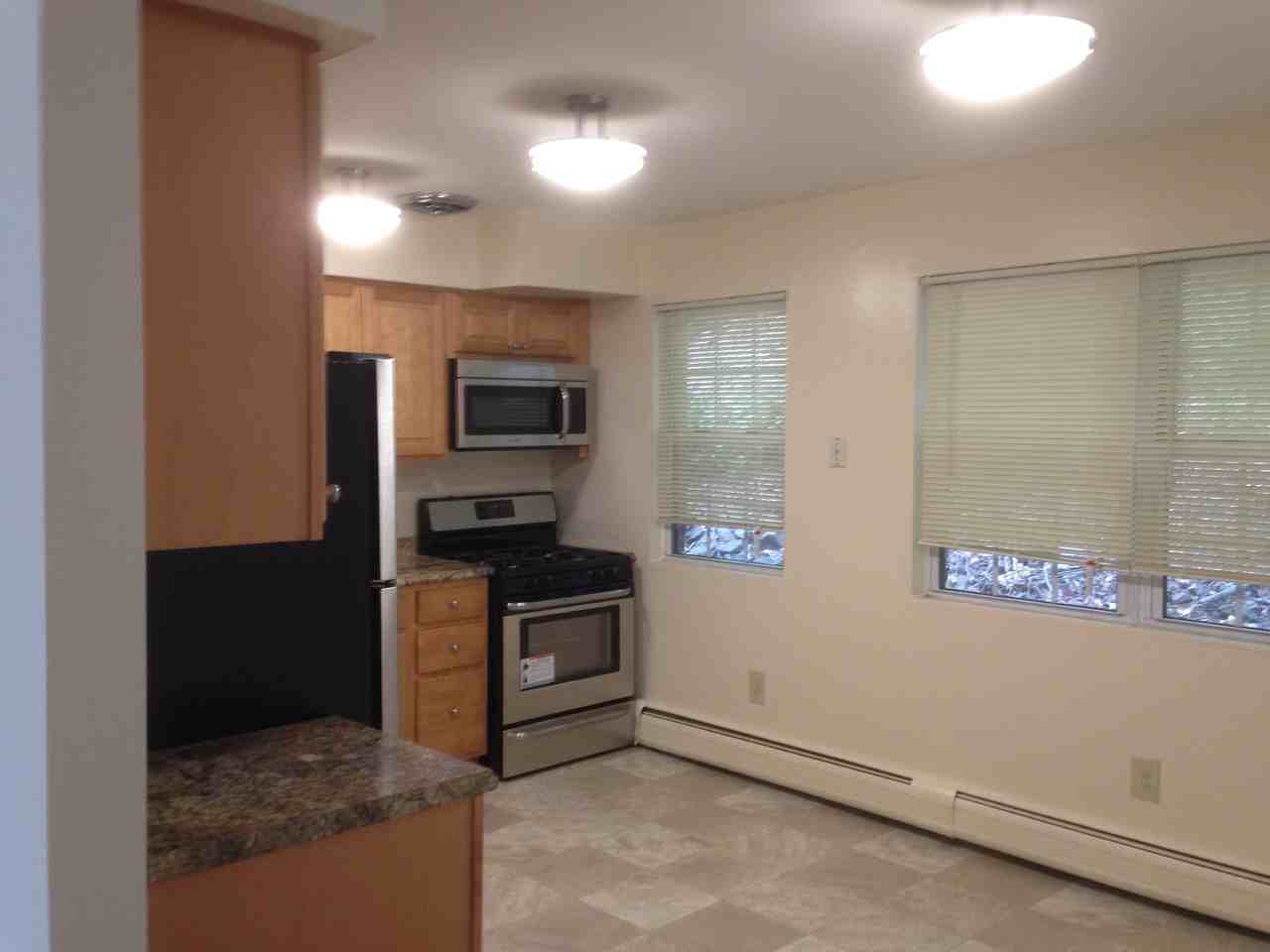 Pompton Hills - Photo 4 of 7