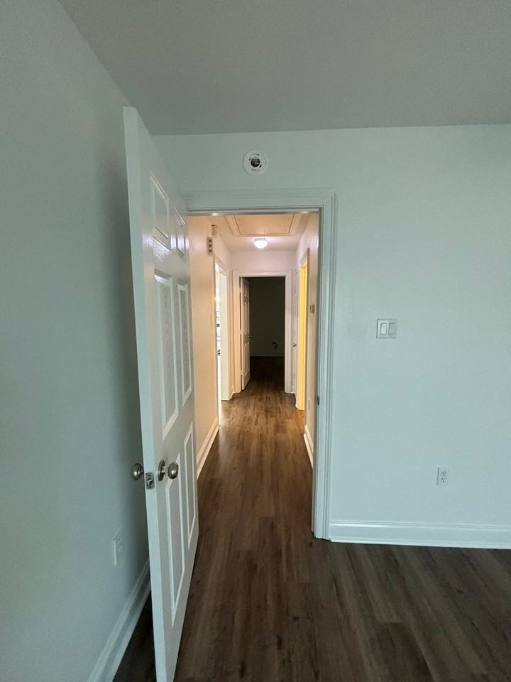 138 S Kirkland Dr #138 - Photo 2 of 12