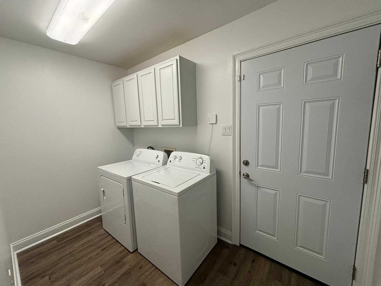 138 S Kirkland Dr #138 - Photo 5 of 12