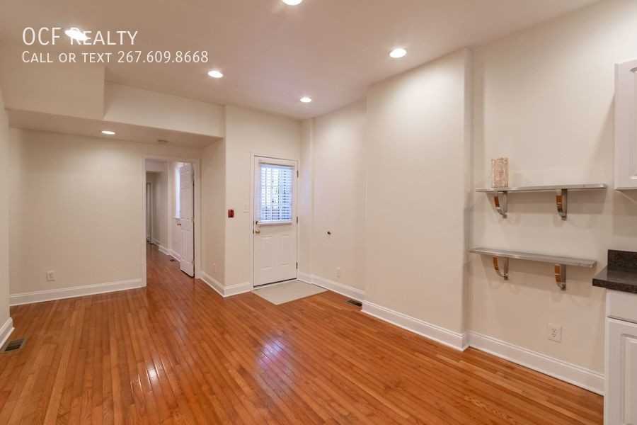 2205 Fitzwater St #1F