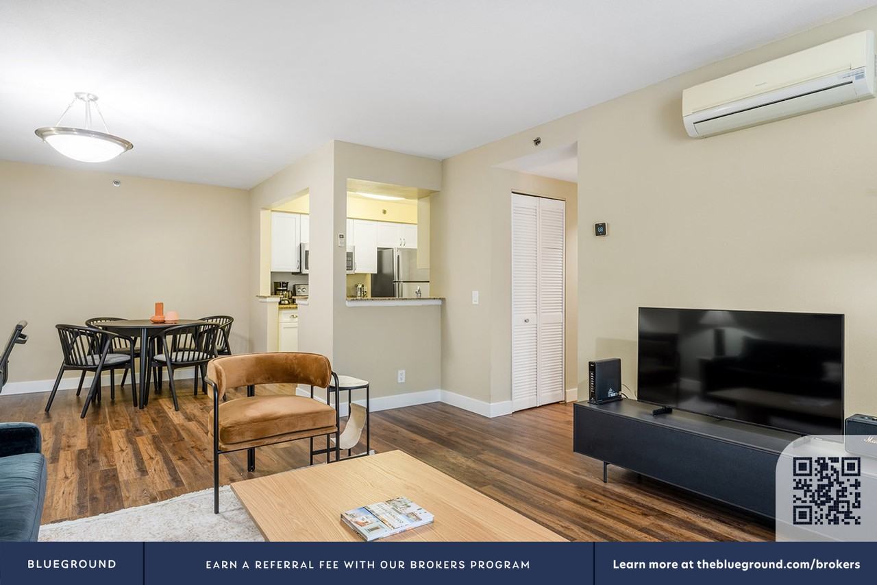 20350 Stevens Creek Boulevard - Photo 5 of 29