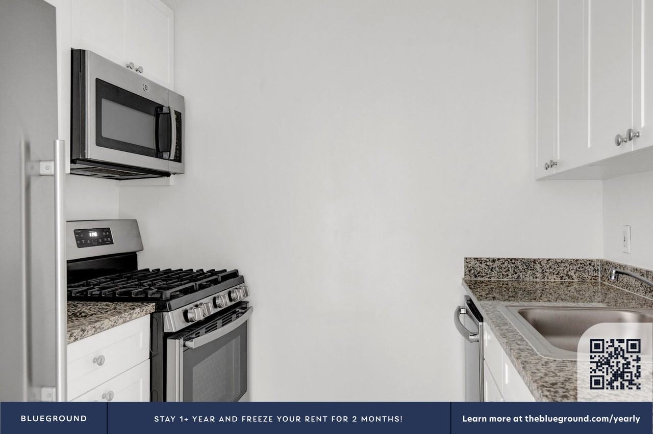 53 Park Place - Photo 7 of 33