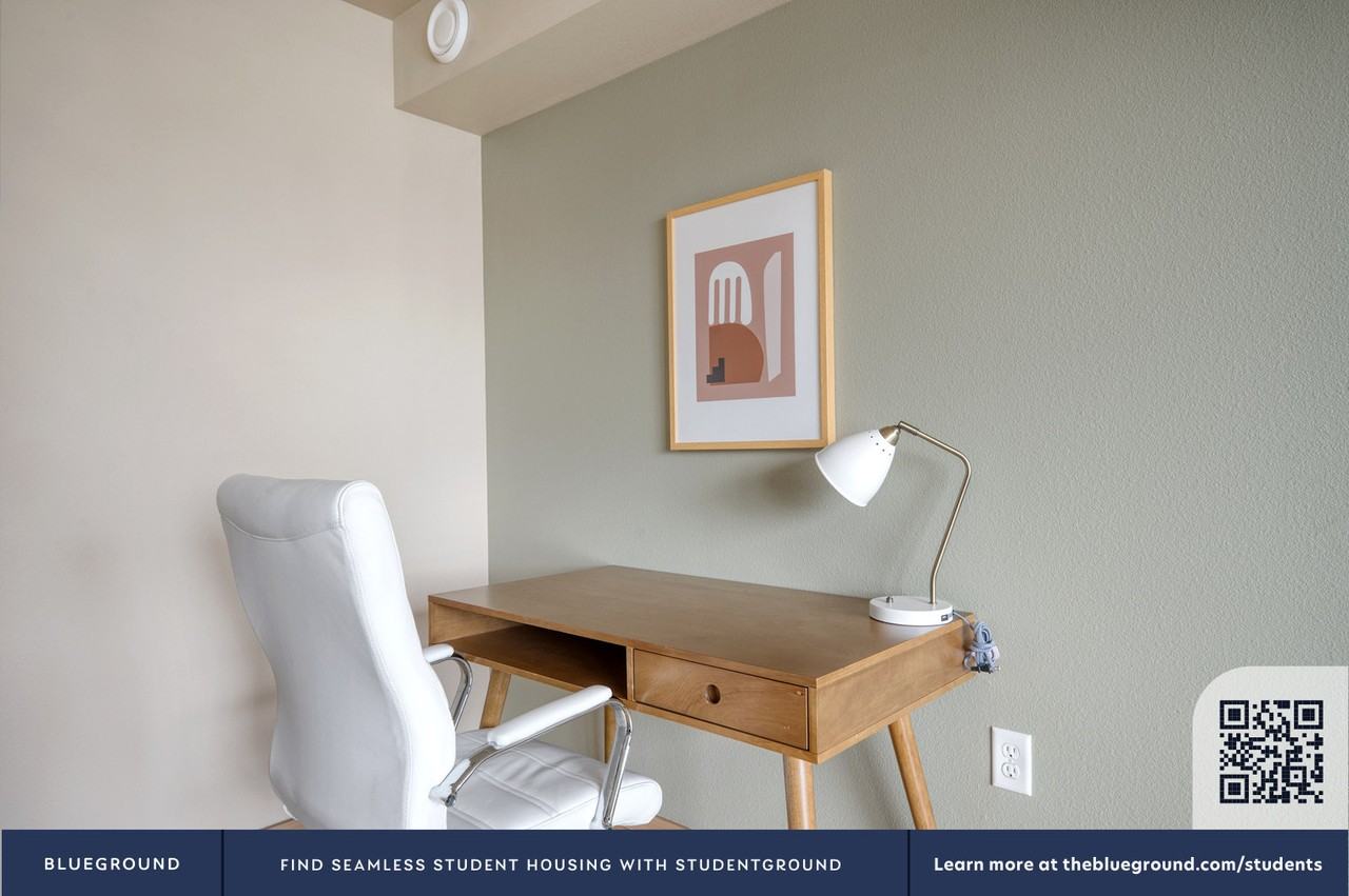 708 6th Avenue North - Photo 7 of 120