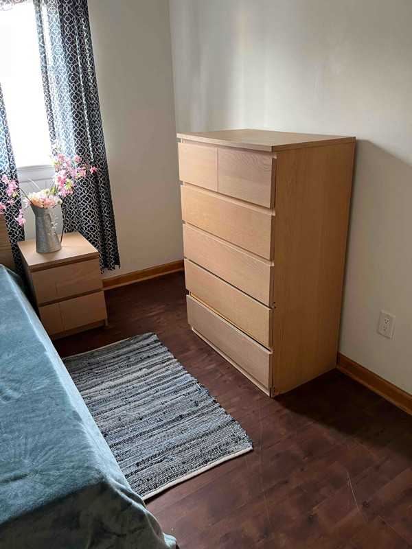 2400 W 27th St #F - Photo 4 of 4